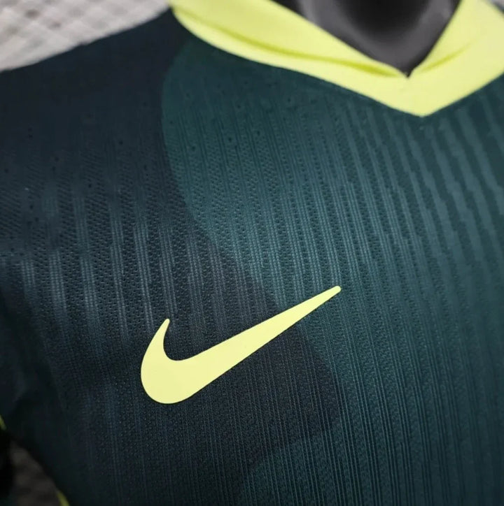 Barcelona "Sagrada Verde" Limited Jersey