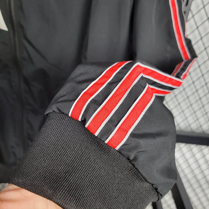 2025/2026 Manchester United Jacket Windbreaker