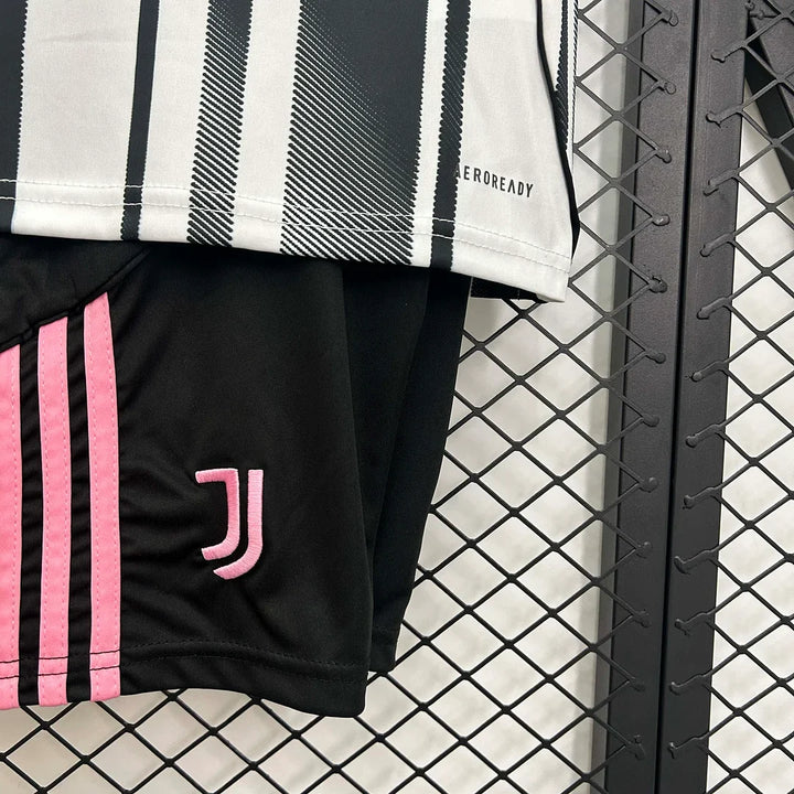 2025-2026 Juventus Home Kit Kids Size