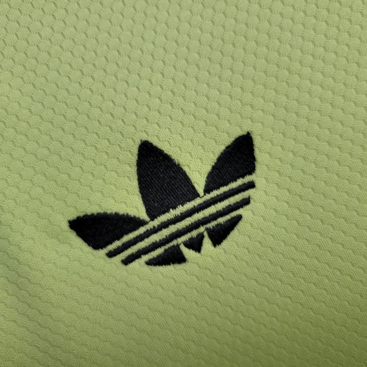 2024/2025 Real Madrid Goalkeeper Football Shirt 1:1