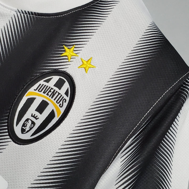 2011-2012 Retro Juventus Home Jersey