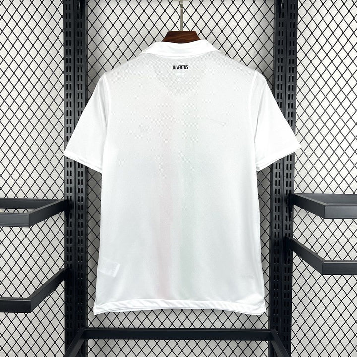 2010-2011 Retro Juventus Away Jersey