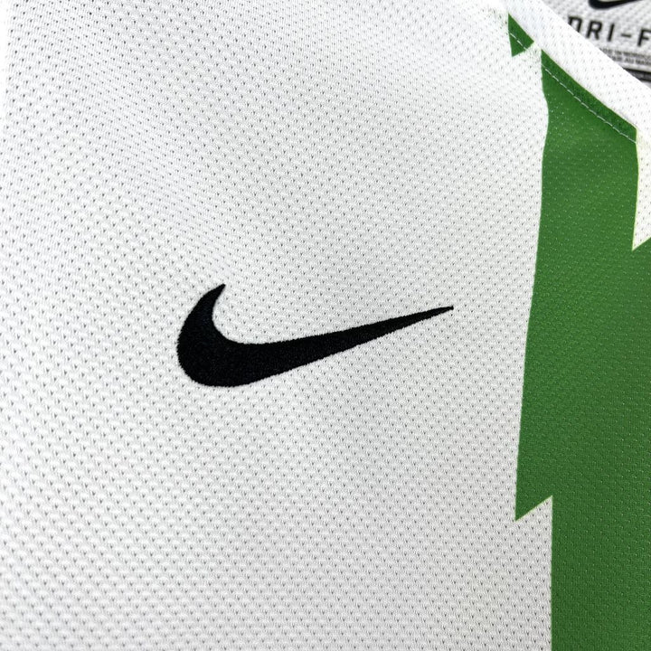 2010-2011 Retro Juventus Away Jersey