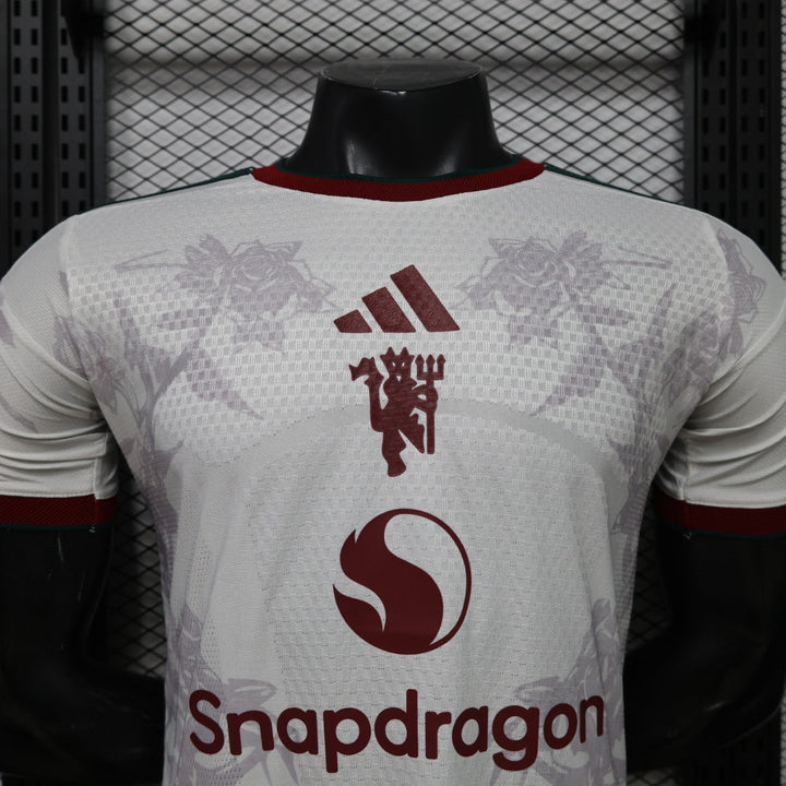 Manchester United "Rose Heritage" Limited Jersey