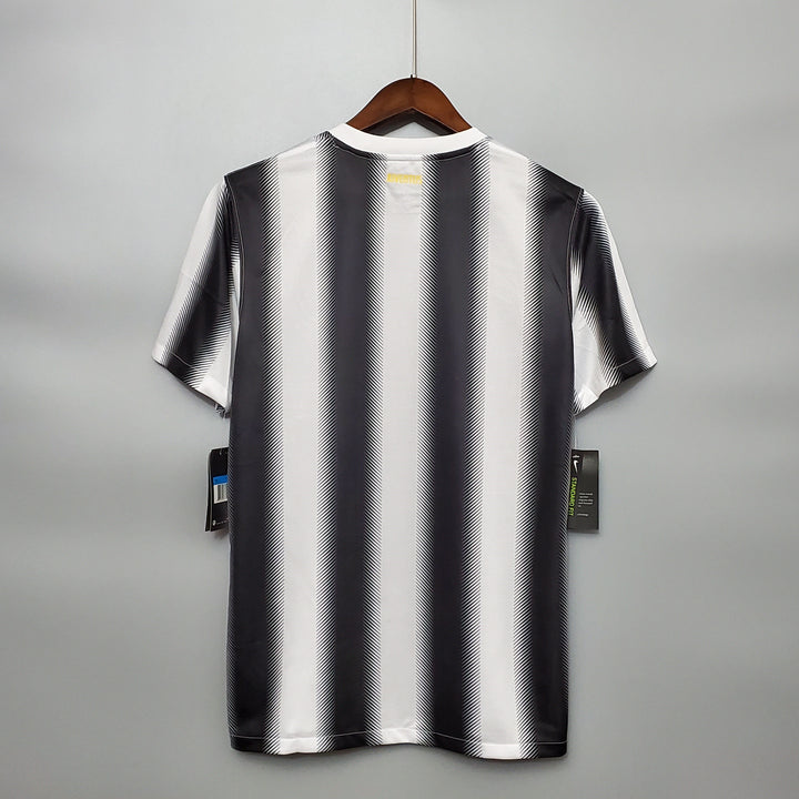 2011-2012 Retro Juventus Home Jersey