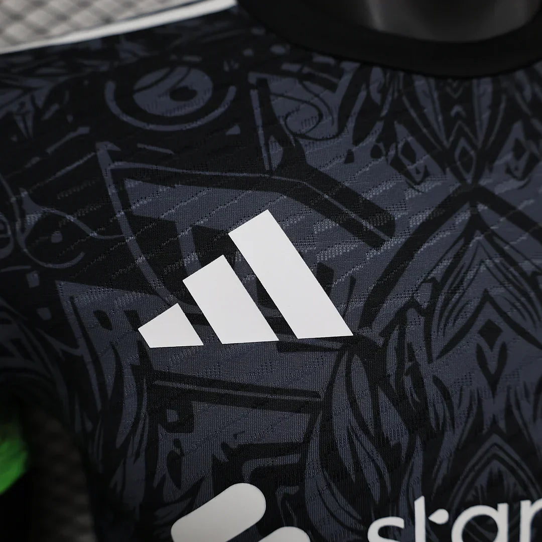 Liverpool "Night Predator" Limited Jersey