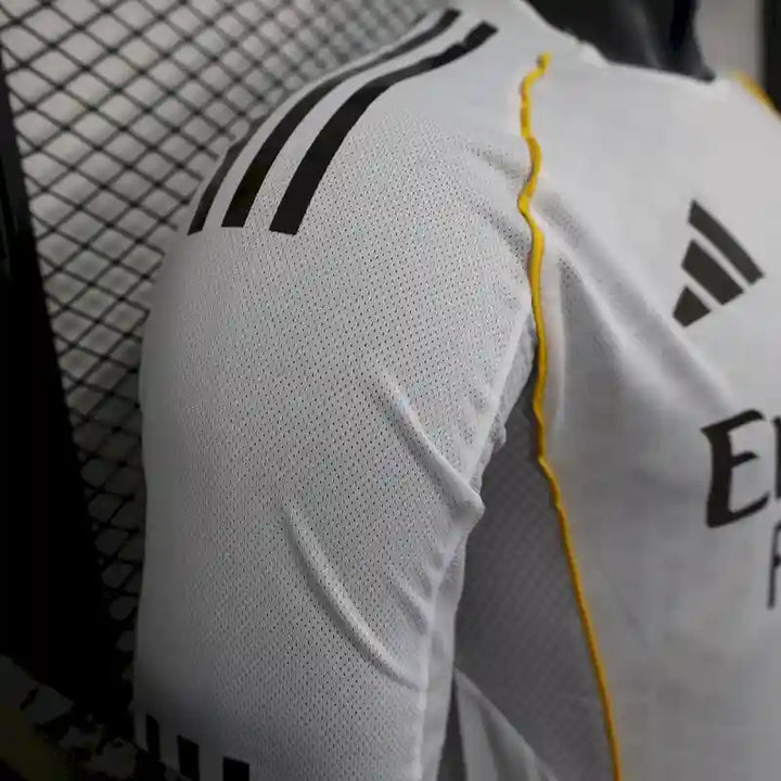 2025/2026 Player Version Real Madrid Home Long Sleeves Football Shirt
