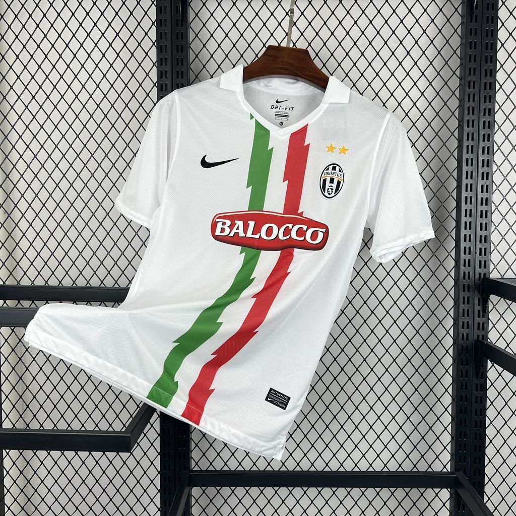 2010-2011 Retro Juventus Away Jersey