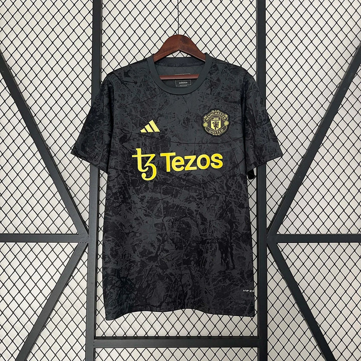 Manchester United ”Night Shift” Limited Jersey