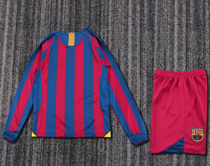 2005/2006 Retro Long Sleeve Barcelona Home Football Shirt Kids
