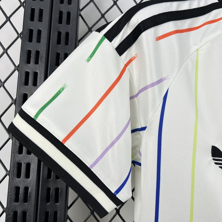 Womens 2026 Japan Away World Cup Football Jersey