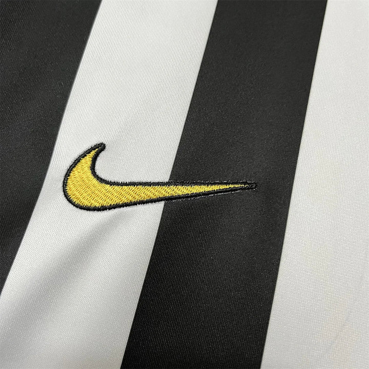 2003-2004 Retro Juventus Home Jersey