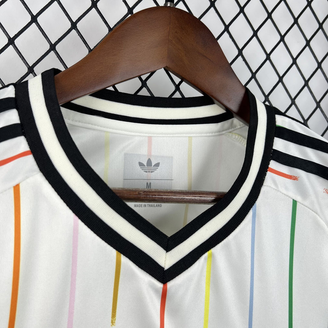 Womens 2026 Japan Away World Cup Football Jersey