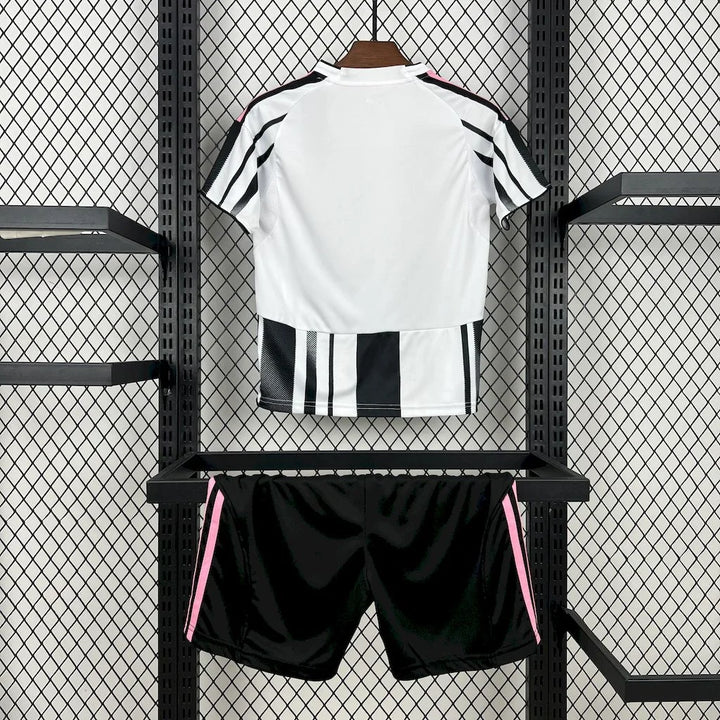 2025/2026 Juventus Home Football Shirt Kids Size