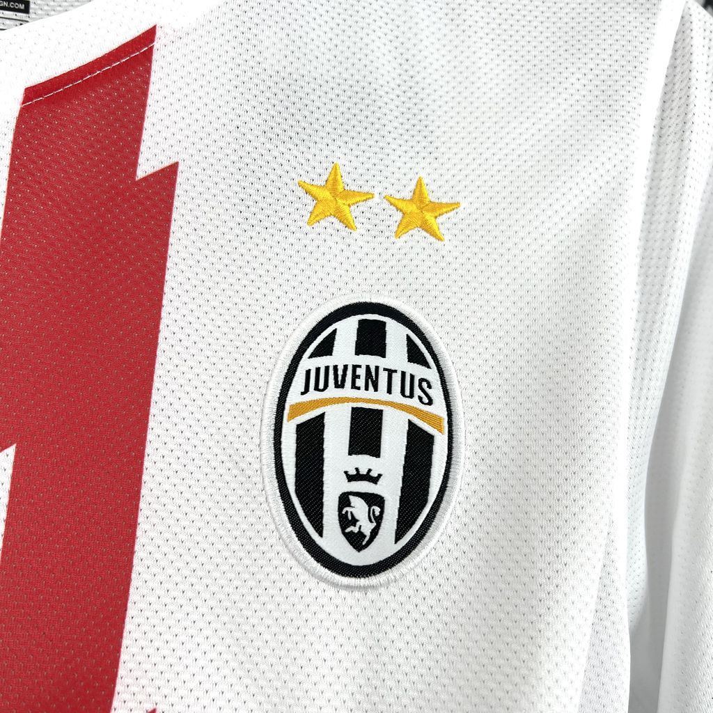 2010-2011 Retro Juventus Away Jersey