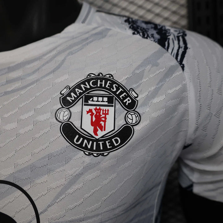 Manchester United "Iron Crest" Limited Jersey